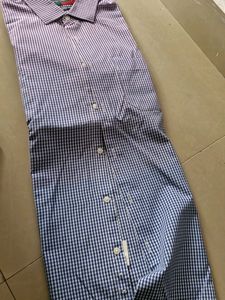 Used Two Shade Color. Very Good Condition.