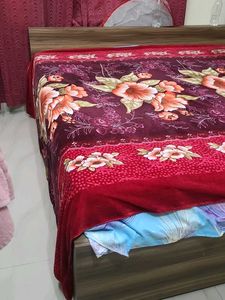 Floral Bedsheet