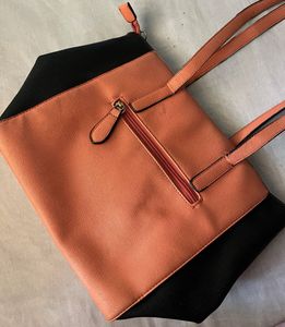 Lavie Tote Bag