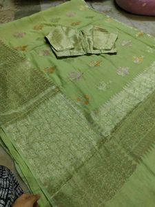 Very Nice Condition Saree With Blouse