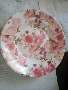4 Plates With 2 Bowl Set