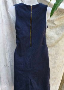 481212. Navy Sleeveless Dress