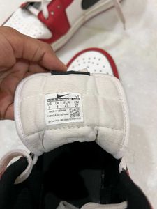 Nike Air Jordan 1