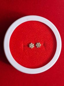 Cute Flower Stud Earrings Gold