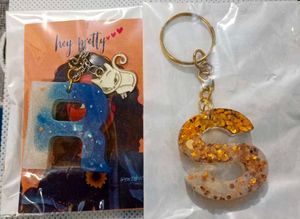 Letter Keychains R and S