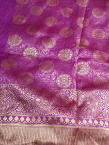 Last PriceWith Blouse Banarsi Sari Good👍