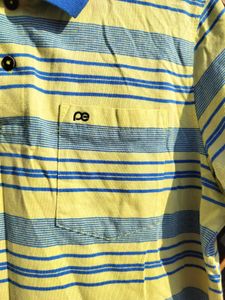 🌼OG PETER ENGLAND TSHIRT
