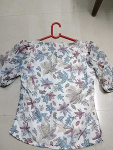 Floral Print Blouses🌸💐