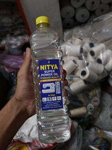 Filtered Machine Oil | Brand New (1 Ltrs)