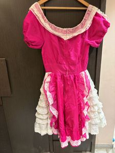 Beautiful Lace Trim Vintage Dress