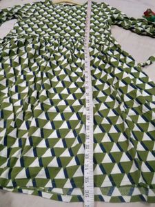 Trendy Beautiful frock Pattern Kurti