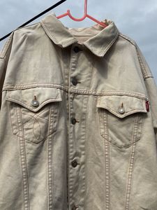 Levi&#39;s Beige Trucker Unisex  Jacket