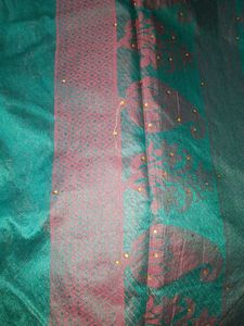 Elegant Floral Pattern Saree