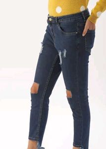 Women Blue Skinny Fit Mid-Rise Mildly Distressed S