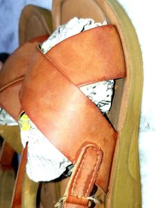Aerowalk Leather Sandals