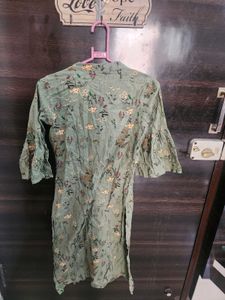 Olive New Balloon Sleeves Kurta 😍