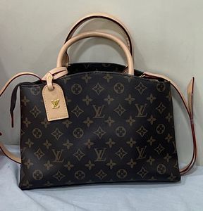 louis Vitton Palais Wid Premium Dustbag Replica