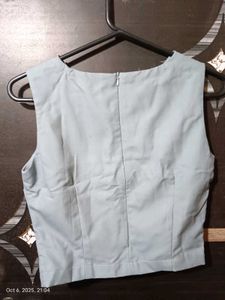Gray Sleeveless Top