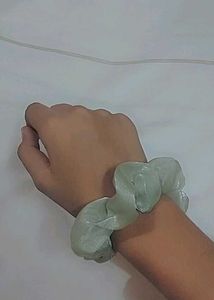 Cute Scrunchie😍😘