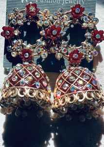 Flower Studded Earrings🌺🌺