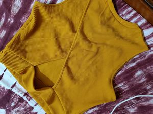 Tokyo Talkies Cut Out Round Neck Casual Tops