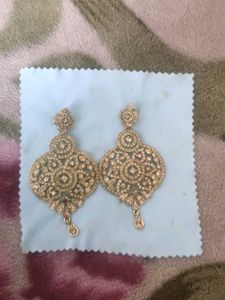 Elegant Gold Tone Drop Earrings