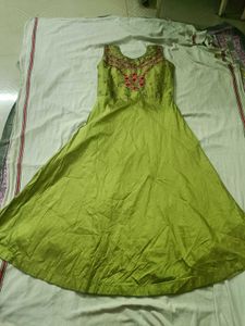 Green Embroidered Kurta anarkali styl