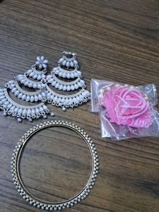 Earing/bangle/flower Mangtika