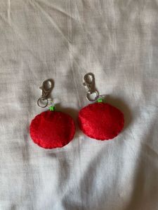 Cute handmade felt keychain 🫶🏻