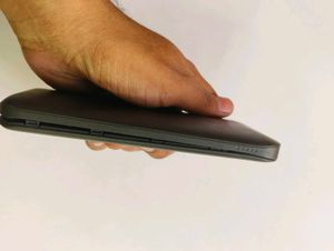 Spigen 10000mah power Bank Little Battery Swalon
