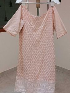 Elegant Pink Embroidered Kurta