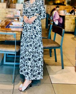Women Floral V-neck Dress