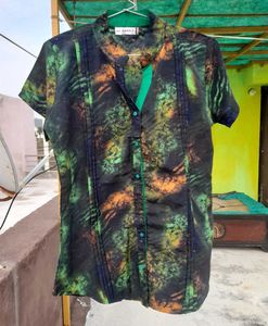 Green Tie-die T-shirt