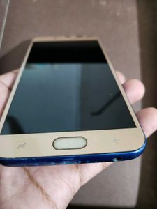 Samsung J4 (2019)