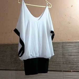 2000s Batwing Top