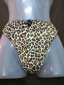 Leopard Print 🖤30,32Briefs