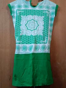 Green &amp; White Casual Dress