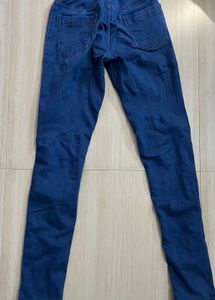 Stylish Skinny Jeans for Women