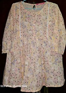 A classy elegant Floral Print Top