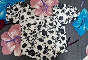 Floral Puff Sleeve Crop Top