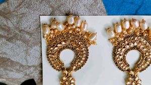 Earings