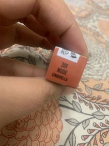 Lakme 9-5.. 301 Nude Umbrella
