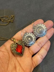 Neckaace and Earrings Combo