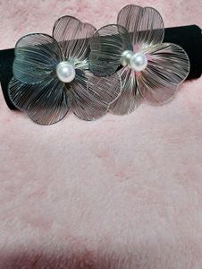 Floral earring  with Pearls