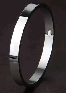 Anti Tarnish Silver Unisex Cuff Bracelet With Lock