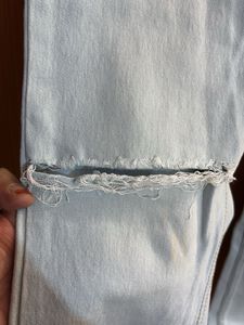 Light Wash Ripped  Jeans