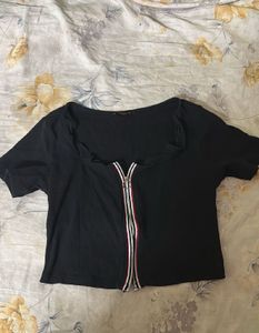 Stylish Black Zip-Up Crop Top