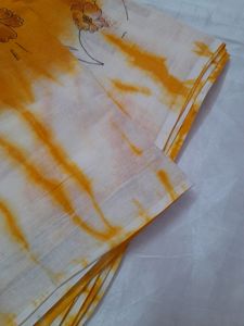 Pure Batik Print Cotton Saree With Blouse