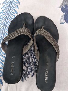Metro Woven Thong Sandals 37 indian size