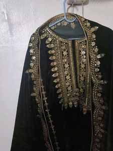 Elegant Black Velvet Embroidered Kurta